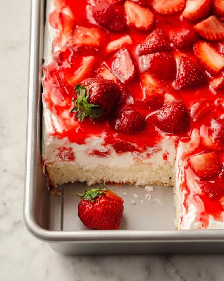 Strawberry Shortcake Cake Recipe